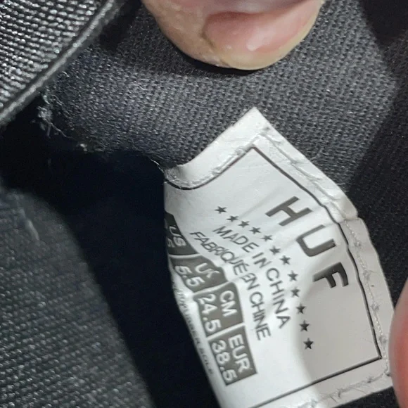 Dylan Huff like new shoes 6.5 - Picture 4 of 10